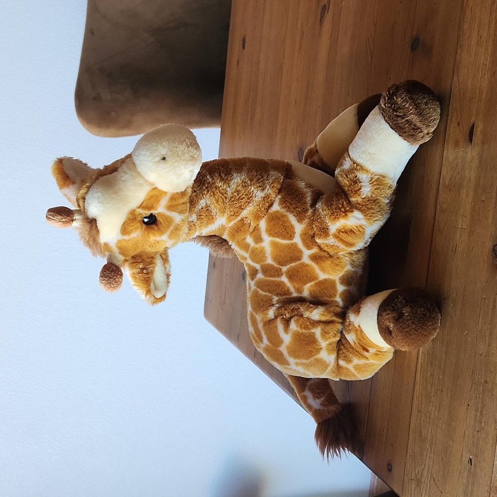 Giraffe 🦒 12x13" Uber Plush & Soft by Animal Planet EUC